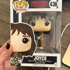 Joyce Stranger Things Funko pop 436